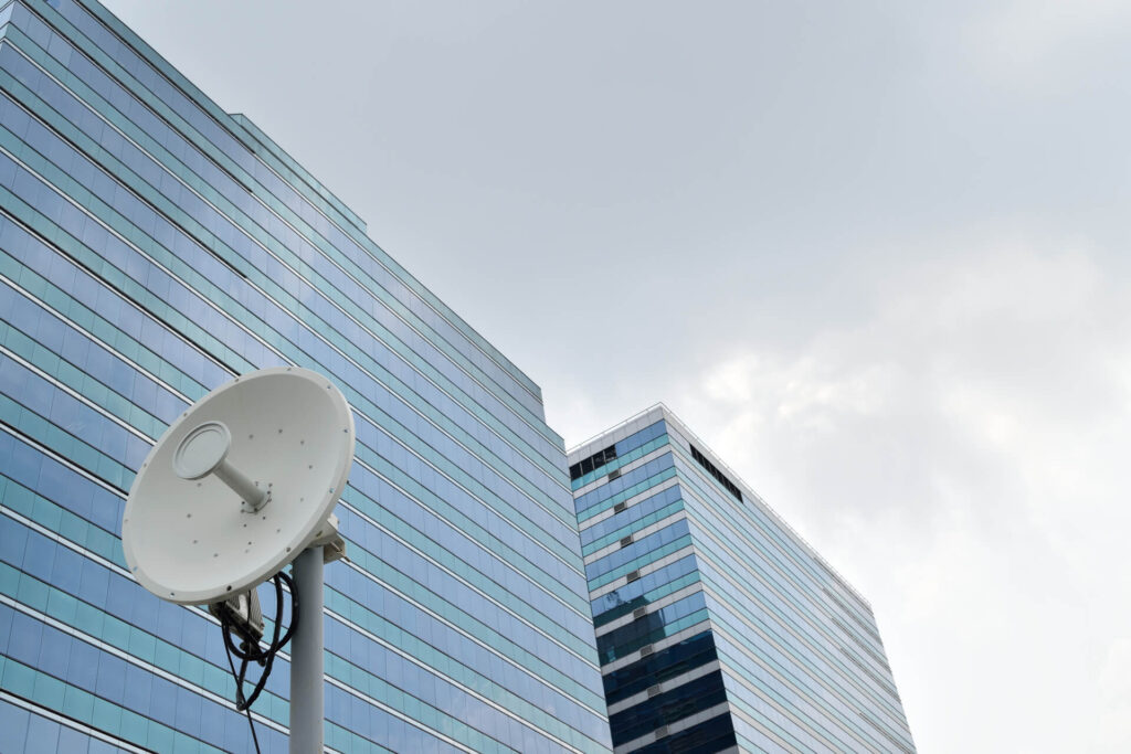 Antena usada para brindar Internet Inalámbrico